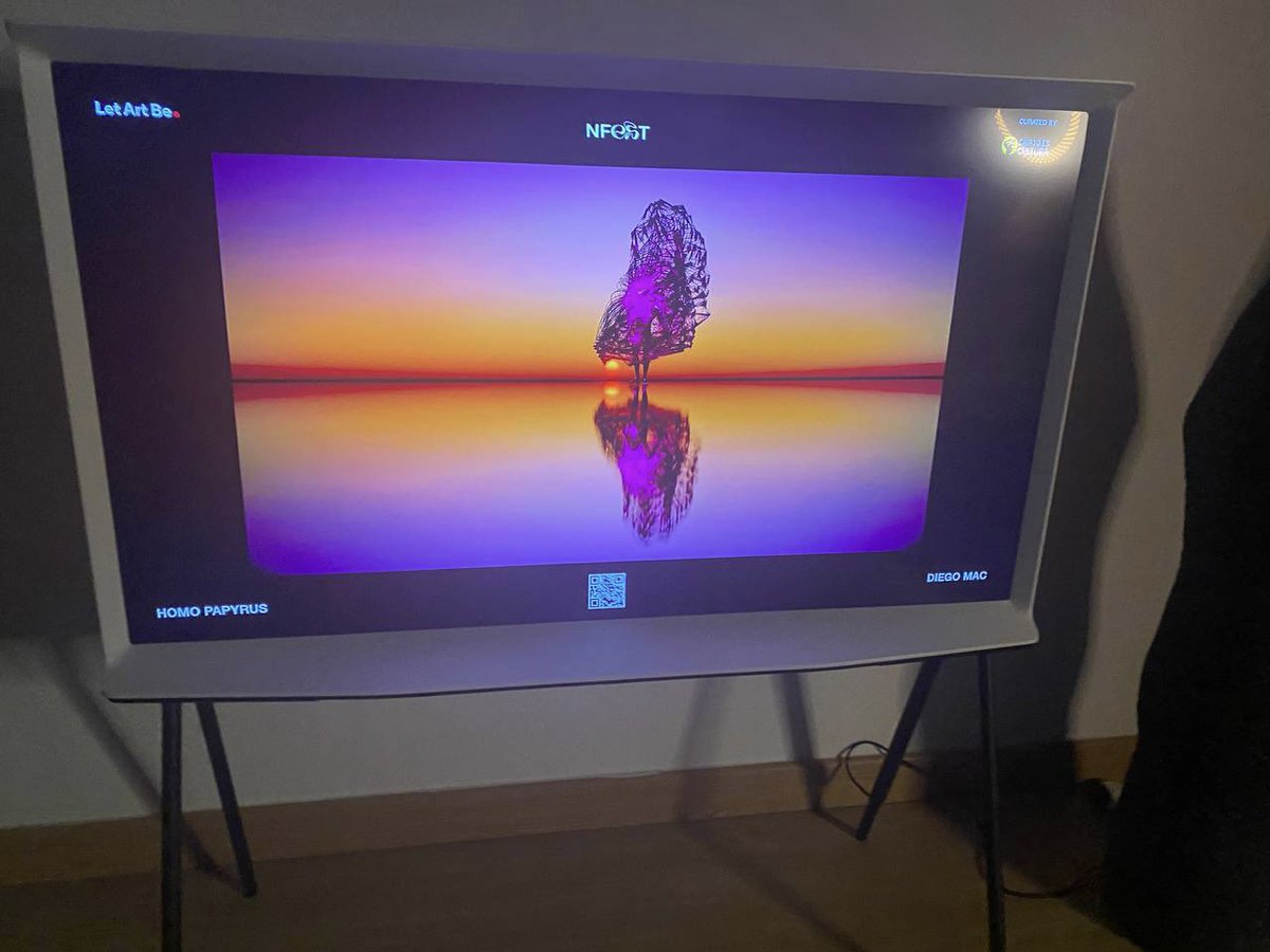 Lezar House tweet media