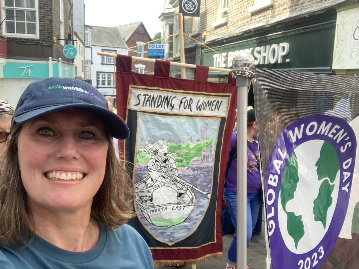 Women marching for #WomensRight
just stopping for the obligatory pint. 
Rain didn’t stop play or #LetWomenSpeak
@DurhamGala 

#GlobalWomensDay 
#RespectOurSex