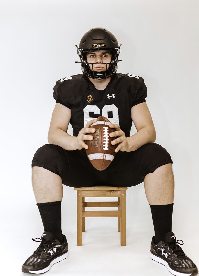 After a great conversation with <a href="/JamesKilian/">James Kilian</a> I am blessed to have received my first offer from <a href="/StOlafFB/">St. Olaf Football</a>! <a href="/CoachLucasKlein/">Lucas Kleinschrodt</a>