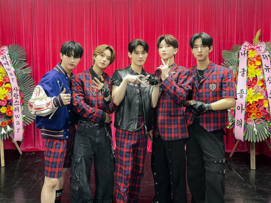 [TWITTER] 230708

🇲🇫 🇬🇧 TNX Today | 230708
🎞 AYO Idol Party

#TNX #PNATION #ChoiTaehun #TaeHun  #최태훈 
Cr: <a href="/TNX_Official/">TNX Official</a>