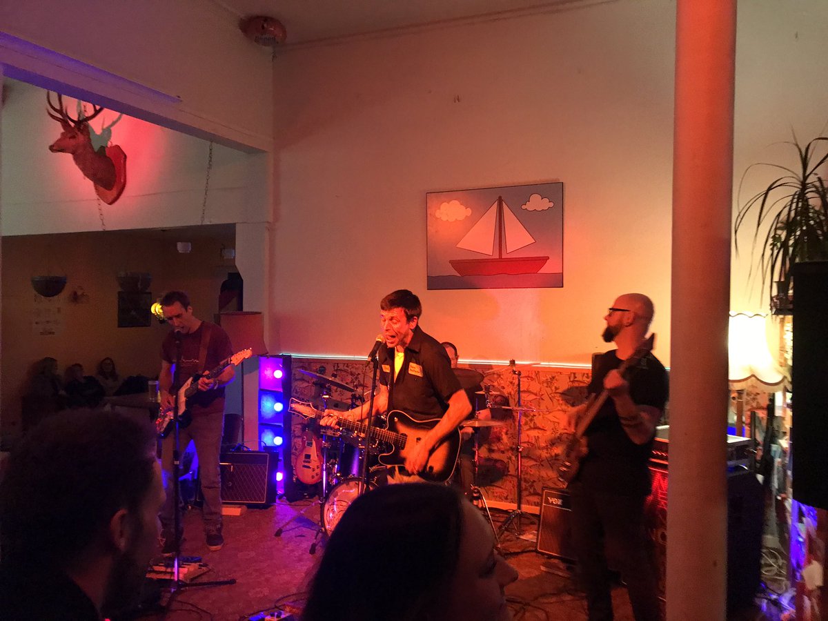 InLoveWithAView's tweet photo. Disappointing final set from Wellington based Sum182Day, sorry “Dash Ripshaw” - decent finish but nothing new #Bland. Decent picture of #RiverCityGigLegend #DancingDave in the moshpit tho
Anyone remember where I live ? Been a while since I’ve staggered home pissed 🍻#LiveIsWobbly https://t.co/xSN6vgPoR3