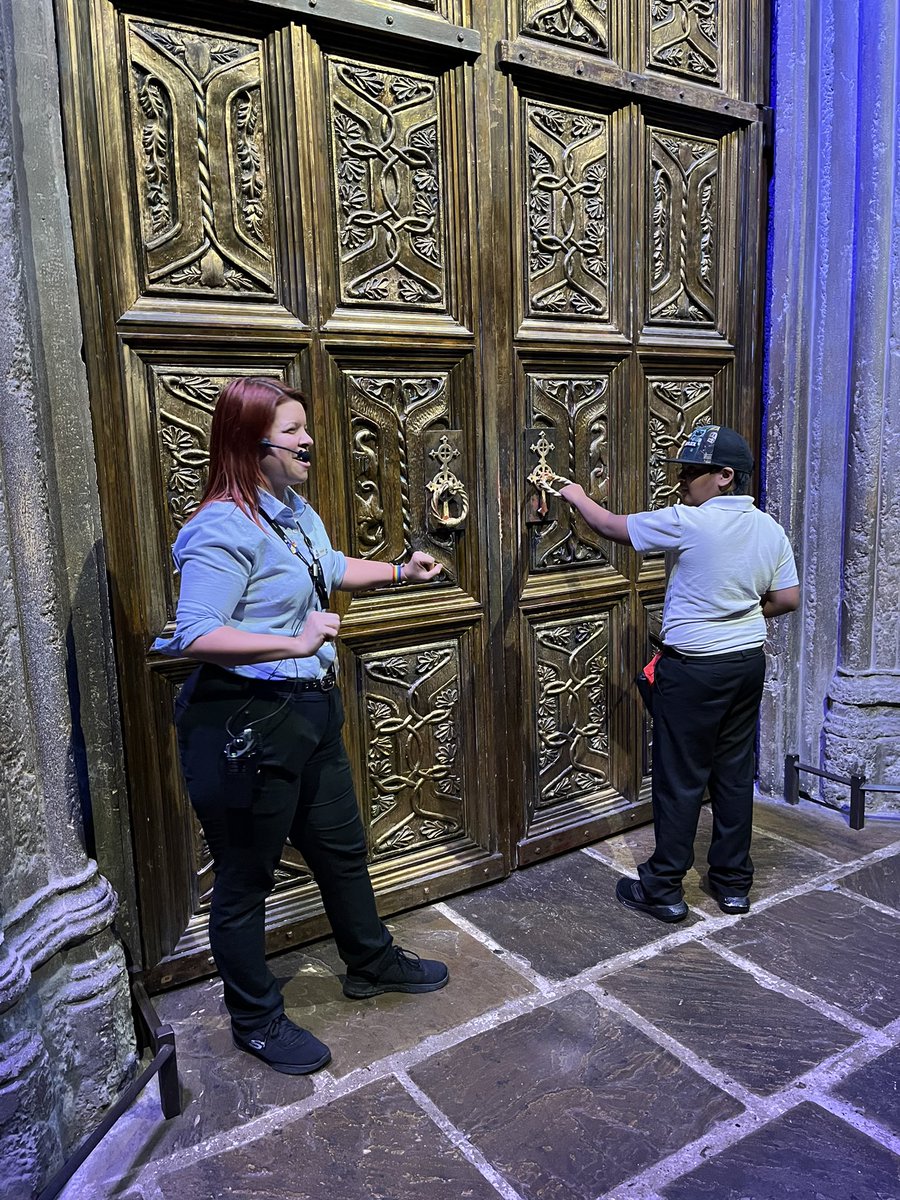 Year 6 making memories. We loved discovering our inner Harry Potter!@WroxhamSchool #WBTOURLONDON