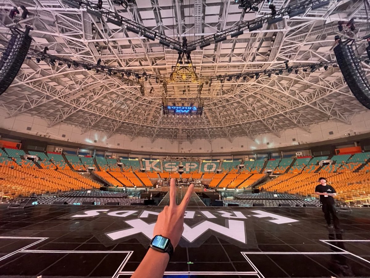 OfficialMONSTAX's tweet photo. 금방 만나요 #셔누 https://t.co/U9ysL7R90z