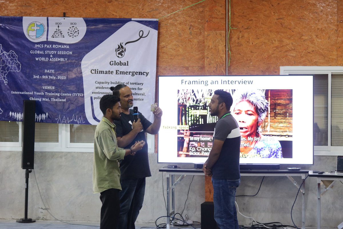 PaxRomanaIMCS's tweet photo. [ES] Día 5 - Continuamos con la formación Skill para el activismo y las respuestas al #CambioClimático. Por la noche, compartimos nuestra cultura con un estudiante de la Red de Estudiantes Católicos de Tailandia. #MIECPaxRomana #IMCSWA2023 #SDG13 #LaudatoSi' https://t.co/OGstbATWi0