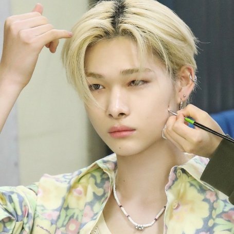 Ni-ki has the prettiest bareface 🥹🤍