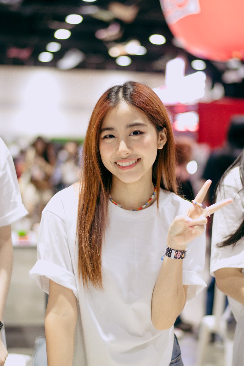 Bancha_Panya's tweet photo. สดใสอะไรเบอร์นี้
#TamCAC #ClubAfterclass #GoingToMeet #CatTShirt https://t.co/BHd9d52H0Q
