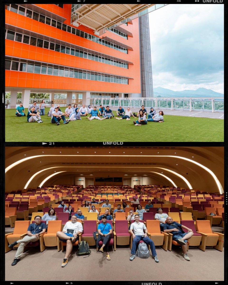 della_w's tweet photo. I'm at Univ.Katolik Parahyangan in 16143, 16142 https://t.co/zIsGNFQVH4 https://t.co/Ldzx4HD4U8