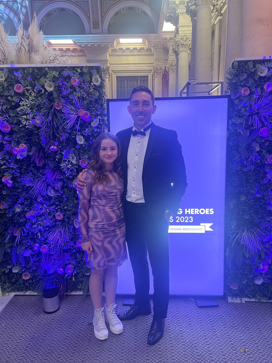 A beautifully uplifting evening at <a href="/brsyoungheroes/">Bristol Young Heroes</a> awards last night with the <a href="/fbeGreatWestern/">fbeGreatWestern</a> crew and Bonnie! Well done <a href="/PurposefulAmy/">Amy Kington</a> and team and all the nominees/winners! 👏👏👏