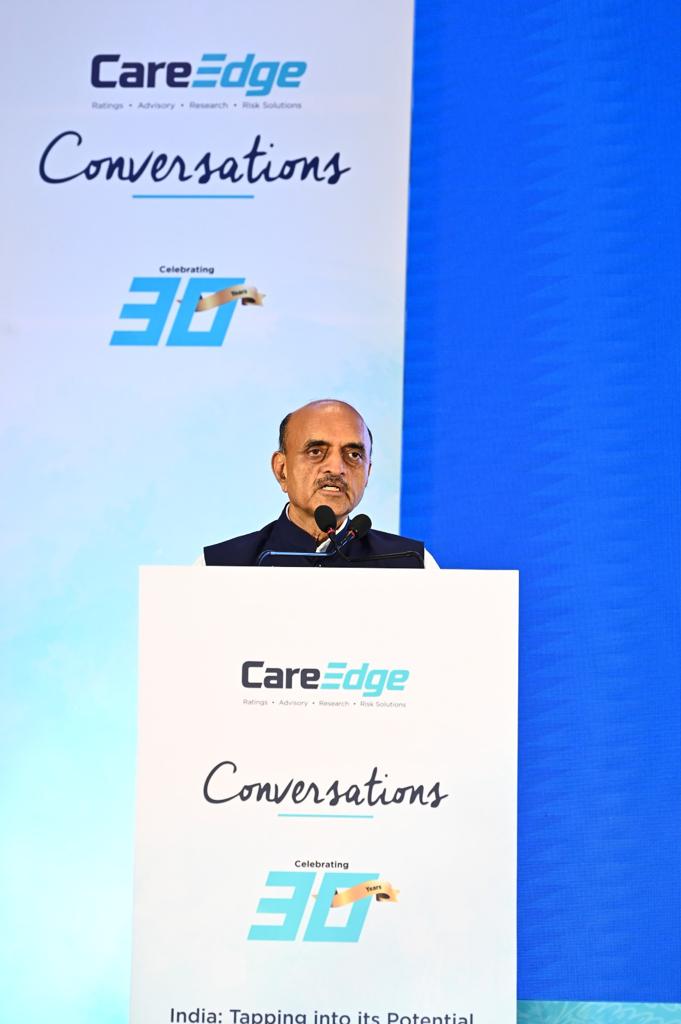 DrBhagwatKarad's tweet photo. कल पुणे में @CareEdge_Group के 30 वीं वर्षगांठ के कार्यक्रम में भाग लिया। इस दौरान कंपनी द्वारा वित्तीय सहायता संस्थानों के लिए डिज़ाइन किए गए एक नए उत्पाद ‘CONSTACHECK’ का भी अनावरण किया।
#DrKaradUpdates https://t.co/LppX4fAu2W