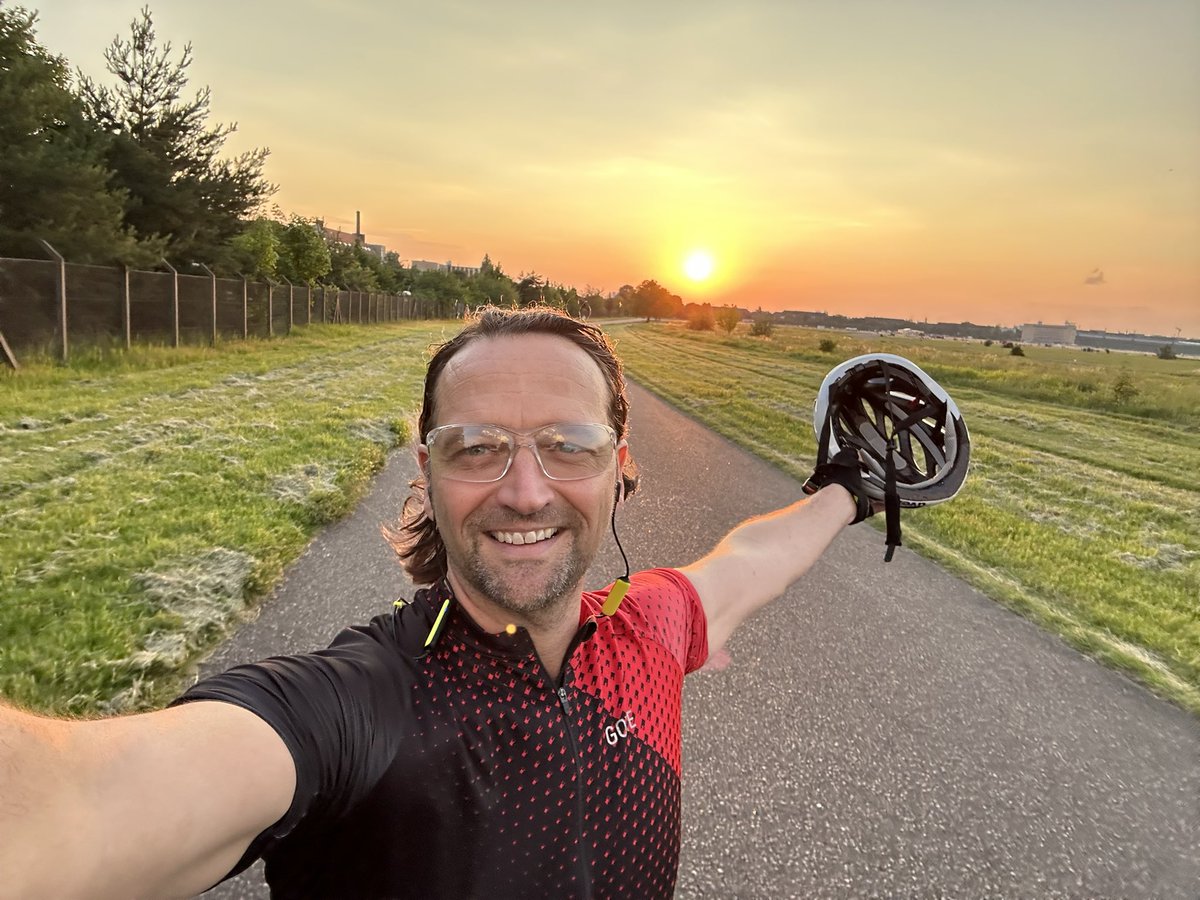 Endlich wieder Feld Riding. Achtsam und voller Freude bin ich gestern auf dem Feld geradelt. Ein Feld mit so vielen Facetten, für uns alle, 100%Thf. Love❣️🙏