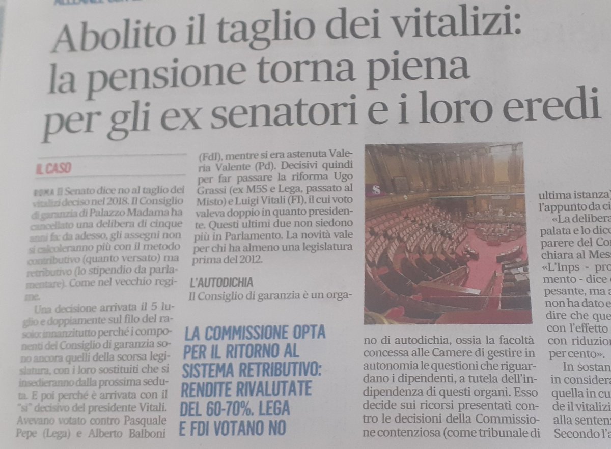 GianlucaBellomo's tweet image. La #politica italiana non si smentisce mai. Complimenti a #Grassi e #Vitali (a lui doppio applauso) ke pur non essendo più parlamentari hanno reintrodotto i #vitalizi per ki ha almeno una legislatura prima del 2012 e dunque 850 ex #senatori ke pagheremo noi con le nostre #tasse