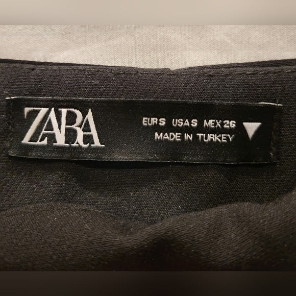 So good I had to share! Check out all the items I'm loving on <a href="/Poshmarkapp/">Poshmark</a> #poshmark #fashion #style #shopmycloset #hanes #delias #zara: posh.mk/ZgvTfRhjgBb