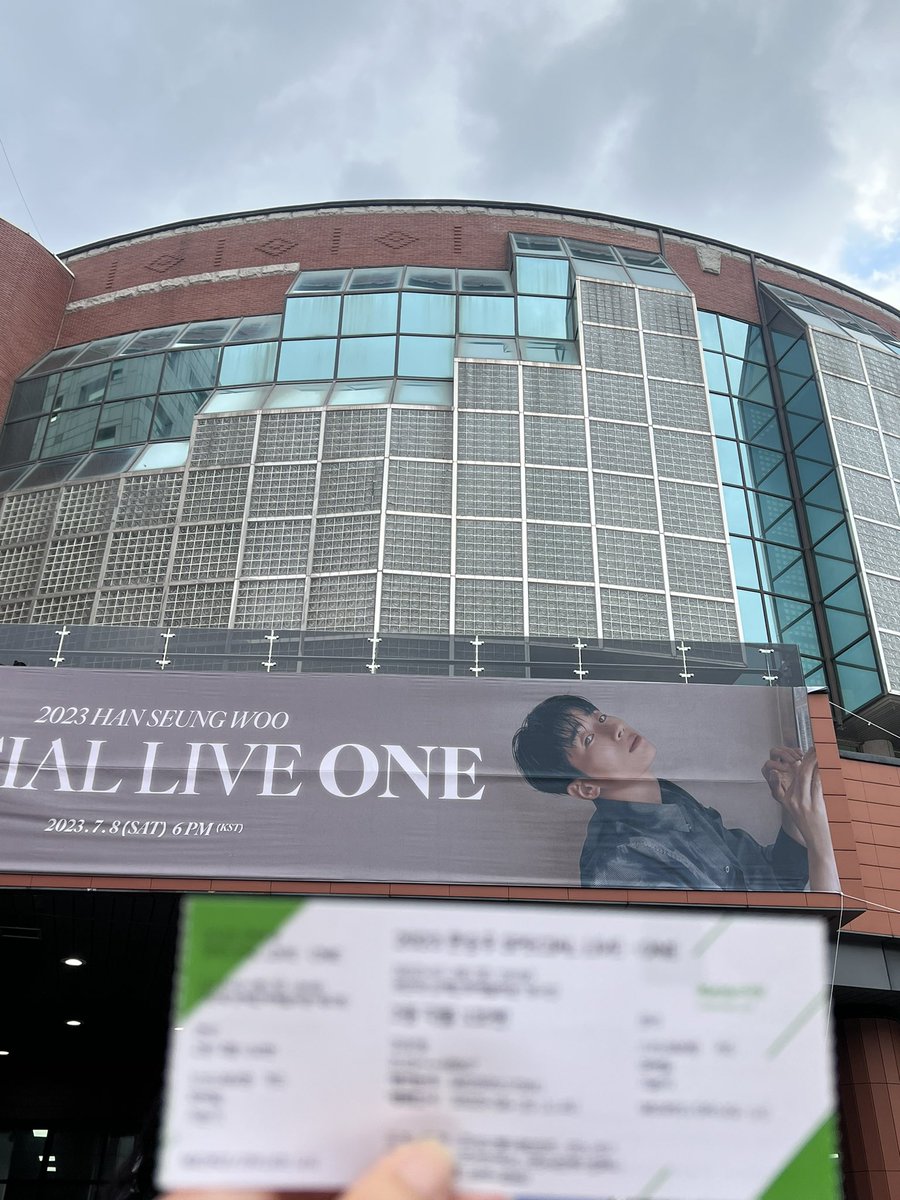 얼마만인지!!😍
행복한 시간, 좋은 추억 만들쟈💕

#한승우 #SPECIAL_LIVE_ONE #우야와_한아의_특별한_시간