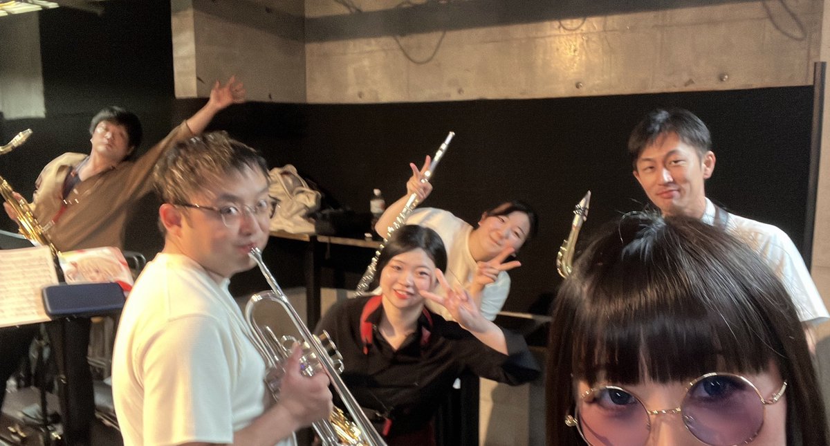 Anotes_anijazz's tweet photo. 本日！福岡にて遠征ライブです！
盛り上げていくよー！

#Anotes
#アニジャズ https://t.co/o5jYWz7XzR