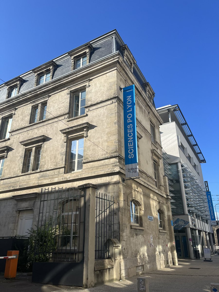 María Díez Garrido 🌾 (@mdiezgarrido) on Twitter photo I am so glad to share the results of the study <a href="/DavVicTo/">David Vicente Torrico</a> and I conducted on Vox's Twitter discourse on climate change at the #ClimateIAMCR in Lyon! I am so glad to share the results of the study <a href="/DavVicTo/">David Vicente Torrico</a> and I conducted on Vox's Twitter discourse on climate change at the #ClimateIAMCR in Lyon!