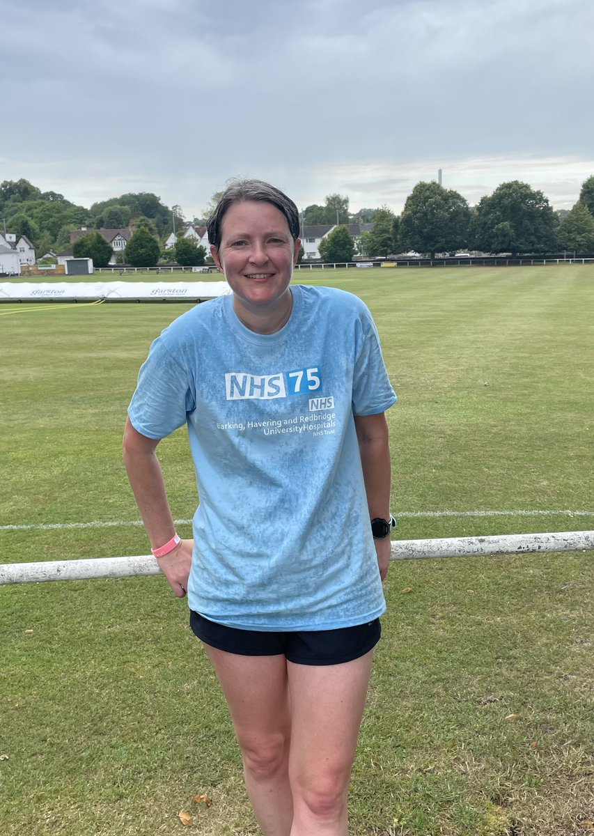kat_bing's tweet photo. Repping @BHRUT_NHS at a rainy Somerset @osfparkrun https://t.co/zICyPVLByI