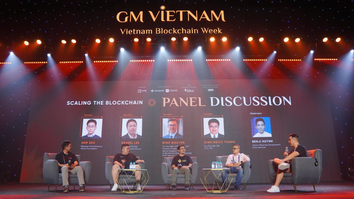 KaiaChain_VN's tweet photo. Ông @seo_sangmin - Giám đốc Đại diện Klaytn Foundation tham gia buổi Panel Discussion tại #GMVietnam "Scaling the blockchain" - Mở rộng công nghệ #blockchain 🔥

#KlaytnVietnam #Klaytn https://t.co/5NIoz1iI7e