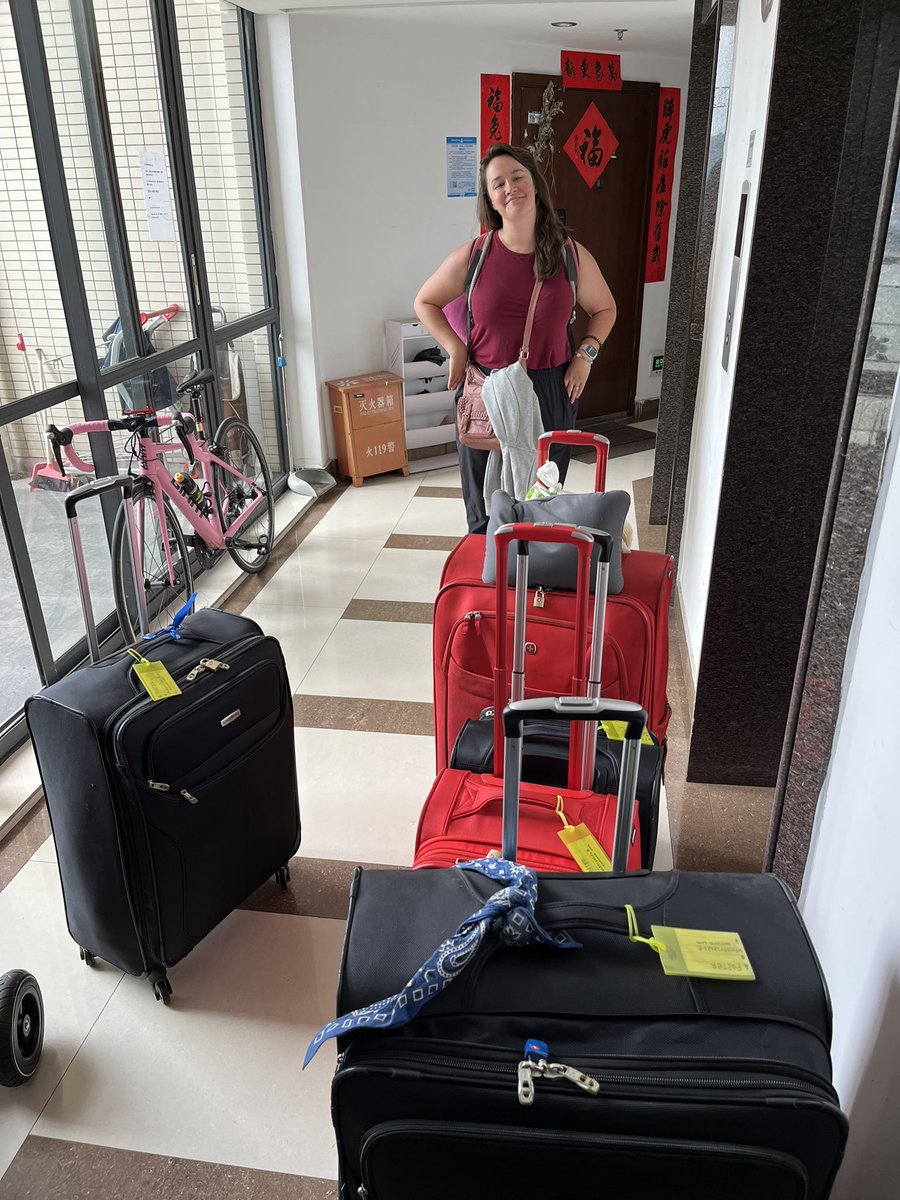 Foster012's tweet photo. And we’re off! It’s been a wonderful decade in Asia (3 years Taiwan &amp; 7 years Mainland). Now, time to head back to the US for a short time for seeing family and then off to the next adventure in Prague @IntSchPrague! https://t.co/fXrOwYzVqZ