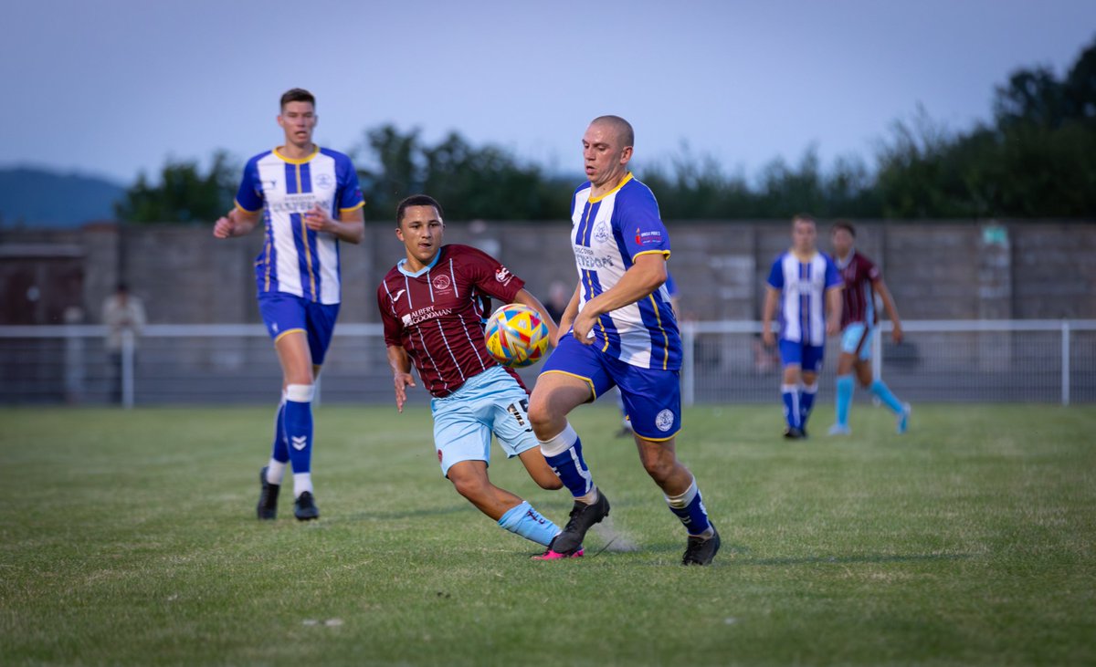 gould_debbie's tweet photo. That was a short break and now its back to football and season 2023/24....

@ClevedonTownFC v @TauntonTownFC 

Match photos ➡️ https://t.co/EuLJDNFBUs

@KevinSturmey @RobDray1 @swsportsnews @MatthewVillis @CSA93 https://t.co/SRq7yqRmDq