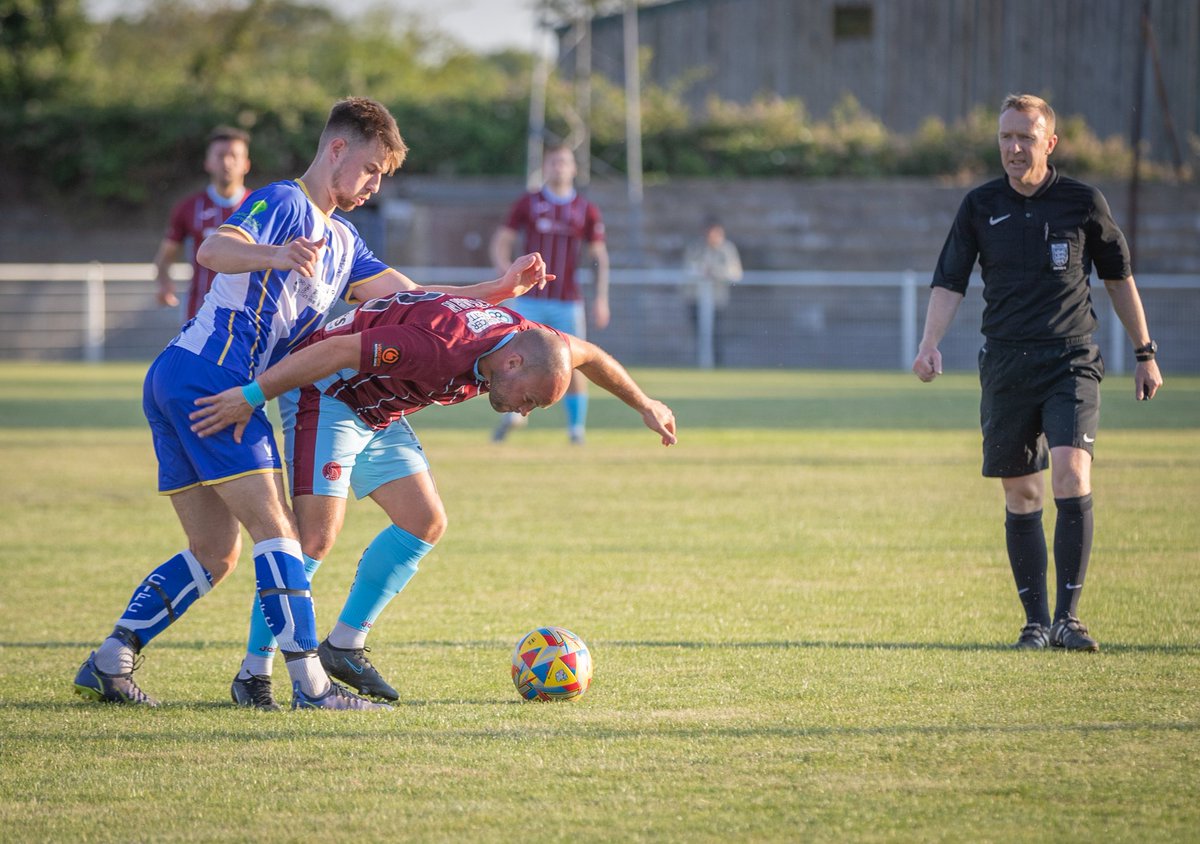 gould_debbie's tweet photo. That was a short break and now its back to football and season 2023/24....

@ClevedonTownFC v @TauntonTownFC 

Match photos ➡️ https://t.co/EuLJDNFBUs

@KevinSturmey @RobDray1 @swsportsnews @MatthewVillis @CSA93 https://t.co/SRq7yqRmDq