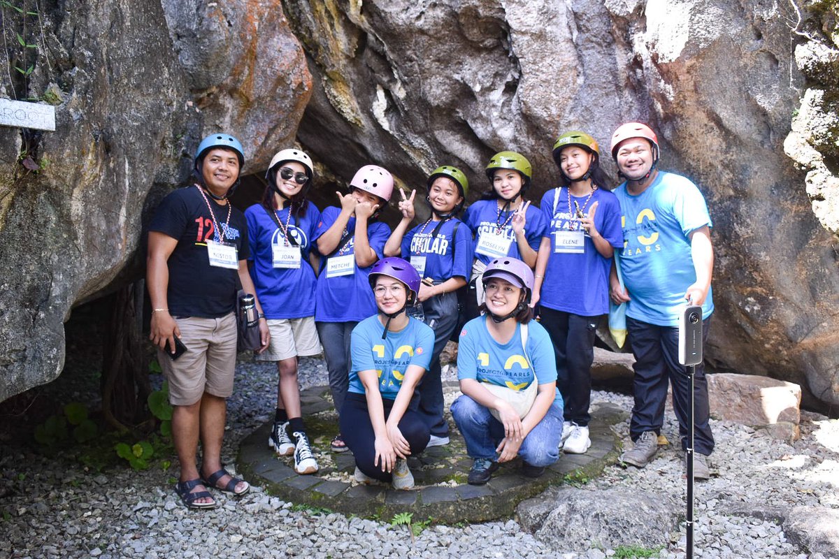 MasungiGeo's tweet photo. As part of their three-day Civic Camp (SibiKamp) off-site learning experience, they also hiked the Discovery Trail and learned about sustainability and environmental protection. 🏔️ #SaveMasungi #RestoreTogether https://t.co/AYpLvlcMwh