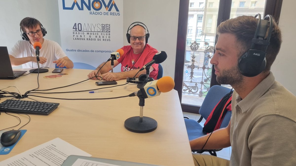 lanovaradioreus's tweet photo. 📻 #12horesLANOVARàdiodeReus | Fem balanç esportiu de la temporada.

Ara entrevistem Àlex Fernández (@alex_fm14), capità del @ReusFCR https://t.co/2U0Ccj4njr