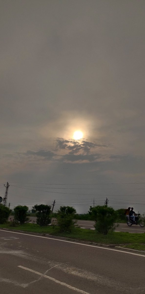 DrGariiMis's tweet photo. Is the for real 🧐❤️😄
#highwayphotography https://t.co/b4Yk0Rwm9l