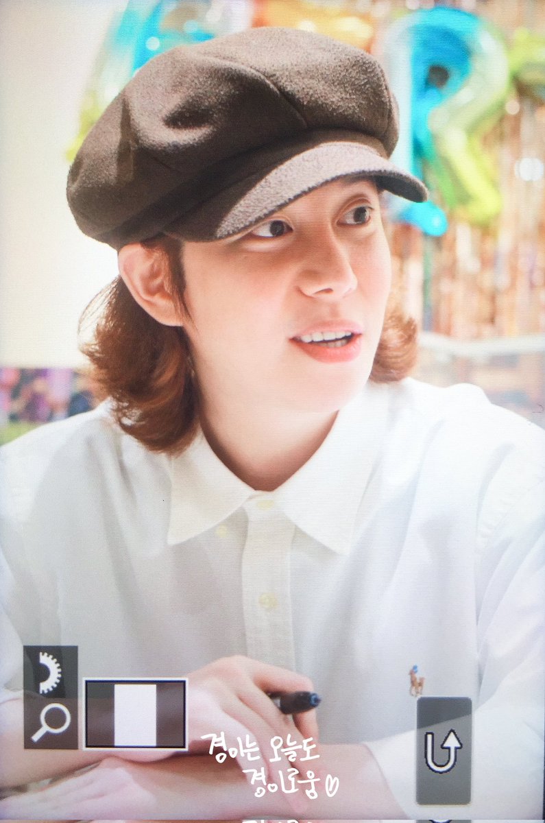 kyungeroum's tweet photo. 230708
#박경 #PARKKYUNG
우리 아기천사 생일 축하해😍😍😍 https://t.co/KotdWenp9f
