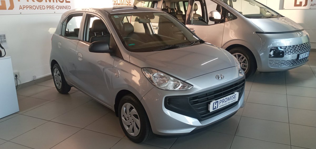 daCarGuys's tweet photo. Looking for a great looking start up car, or maybe down grading for a short while.

I got great models with affordable installments for you.

thabangle@hyundai.co.za
078 854 5982 https://t.co/ONNmGvS94y