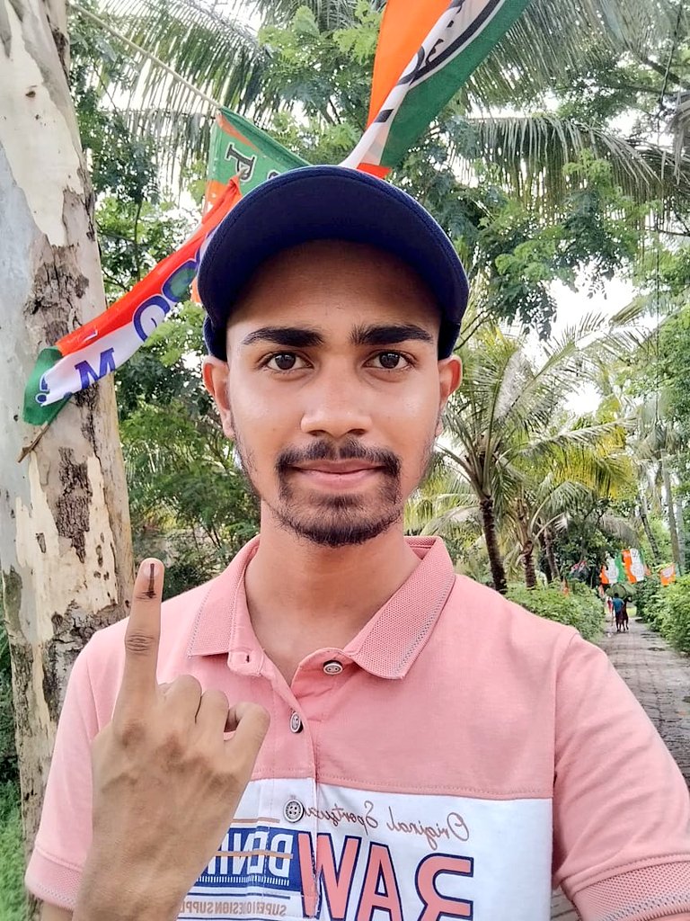 NilanjanDasAITC's tweet photo. That government is the strongest of which every man feels himself a part.
#Bengal #PanchayatElection2023 https://t.co/VTKNnWT0vf