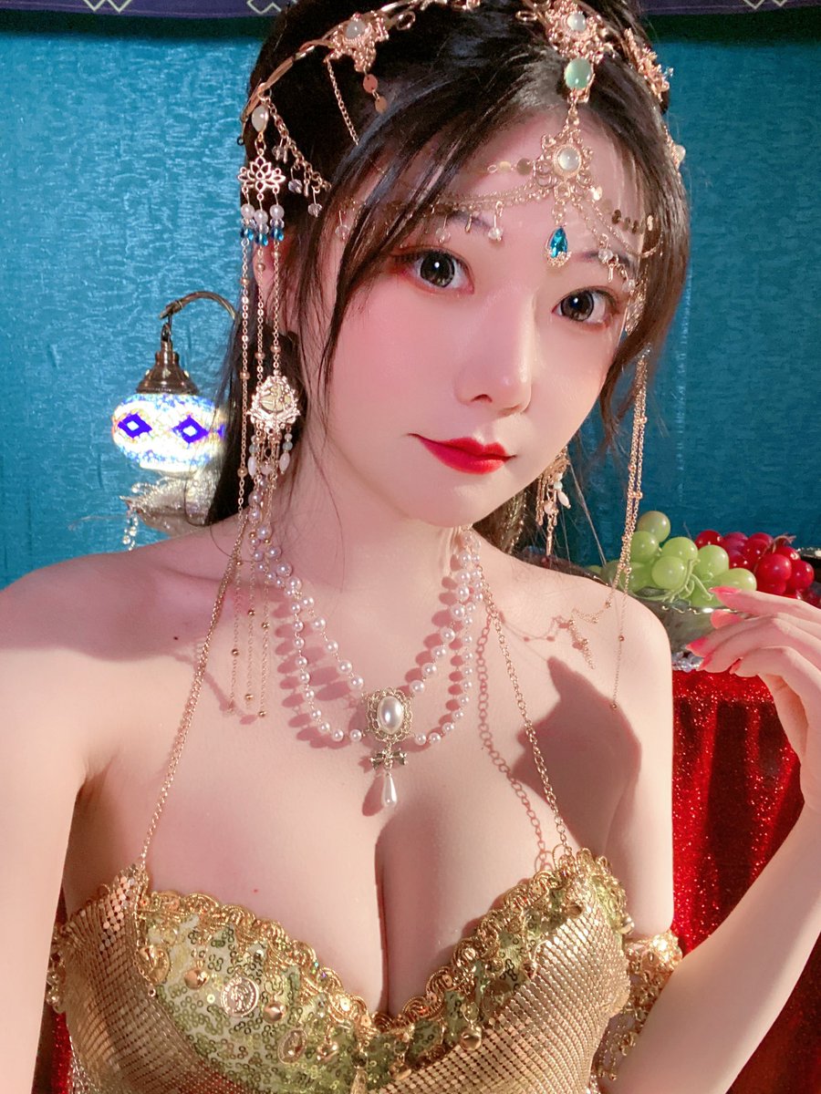 星辰 https://t.co/ZFhZfEmarU