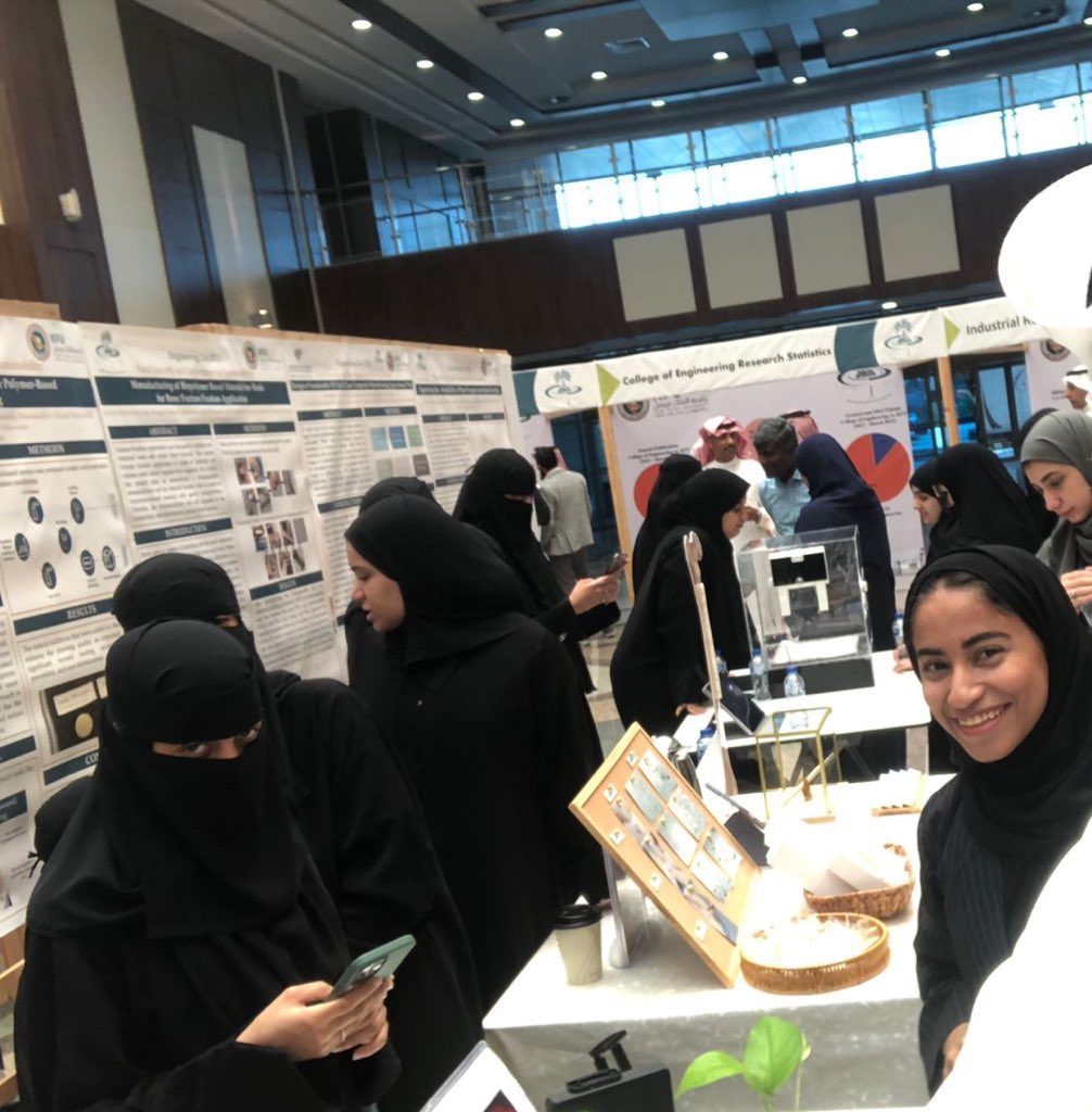 swesorgsa's tweet photo. التحفيز لفتياتنا الشابّات للإلتحاق بالتخصصات الهندسيّة في الجامعات مع أملنا و هنّ مهندسات واعدات يشاركن في حضور المرأة المهندسة الكفوءة في التنمية و الإسهام في تحقيق رؤية ٢٠٣٠ #eng23
شاركت
#جمعية_مهندسات_سعوديات في عدد من الفعاليات لإظهار الفرص الهندسية المتاحة للإختيار https://t.co/GNFgxMuoLF