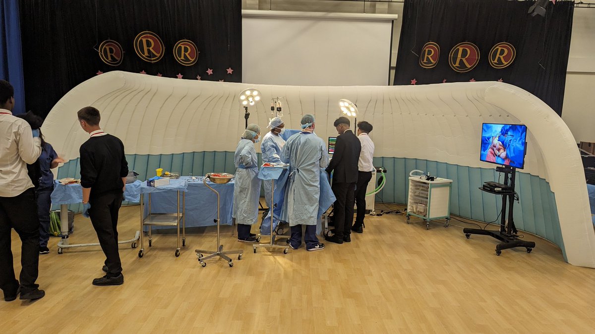 sharp_projectUK's tweet photo. A pleasure to be back at @Rokeby_School for SHARP phase 2 #medicalsimulation #knifeinjury @ICCESS_Imperial @imperialcollege https://t.co/9TYvxP3L9o