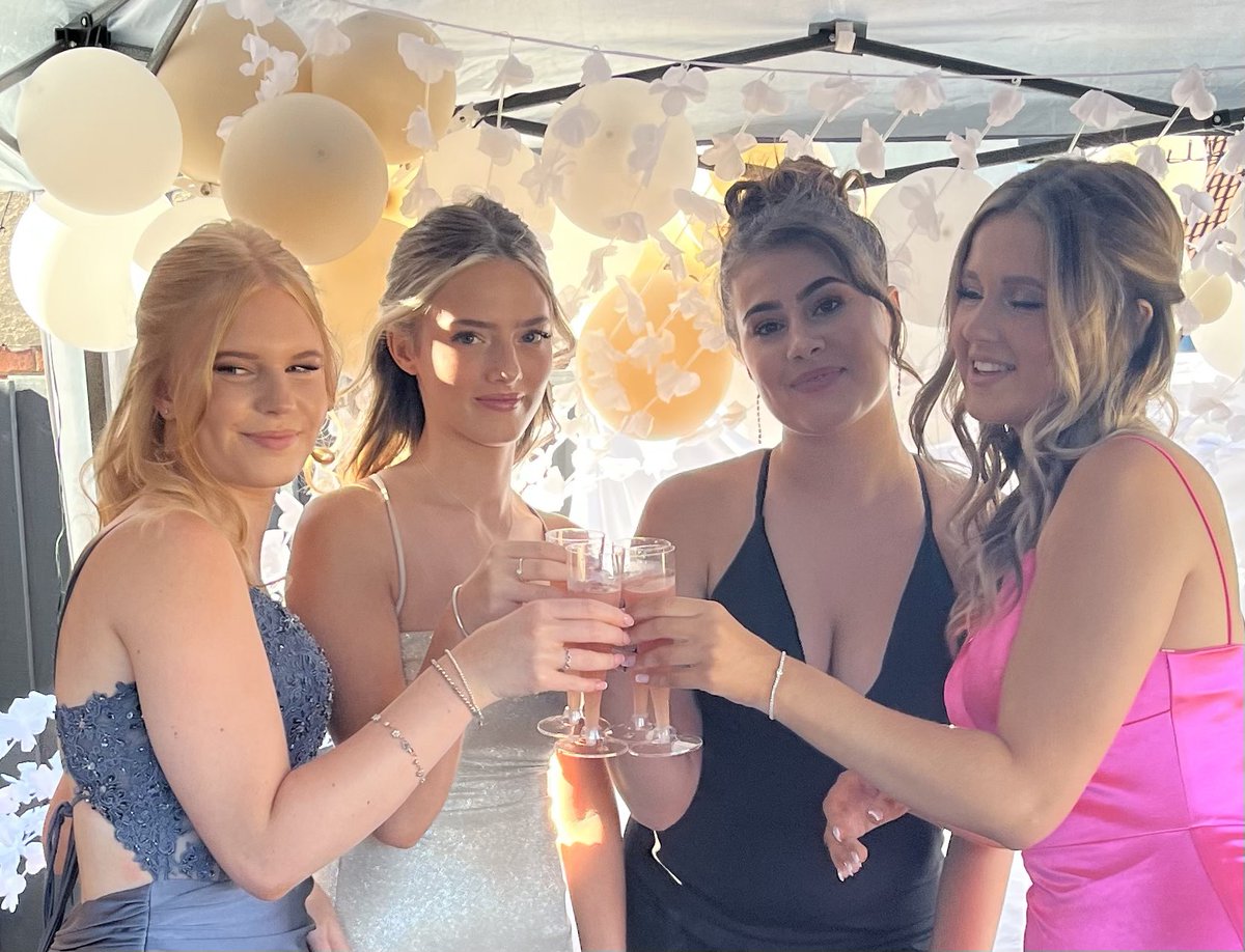 SaffronHerbert's tweet photo. Prom 2023 @StMartinsInfo https://t.co/6e2hBraCsD