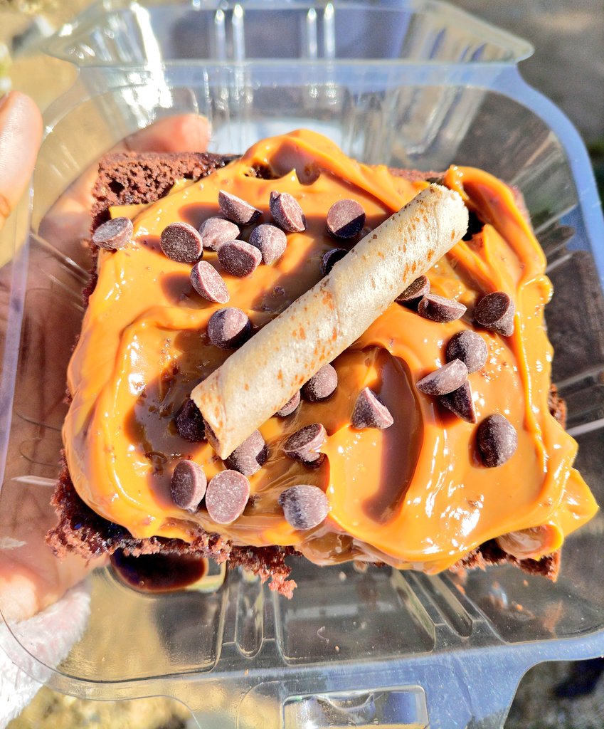 BolediYours24's tweet photo. 2 weeks without touching any pots... Today I cooked and baked.
Delivery Done🚚 and Dusted!❤️🙏
#JulesBolediCreations
@BolediCreations
#Foodie #LunchBreak https://t.co/RTspJ6UMEW