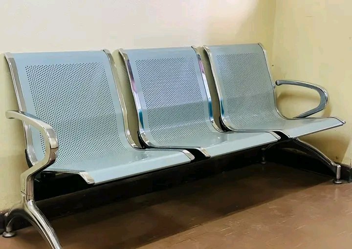 Sa4Billion's tweet photo. When you go to a building or office and you find these seats! 

Just know you are about to waste your time 😂😂

Phori

Dineo

"South Africa" https://t.co/FvgKV2l8dr