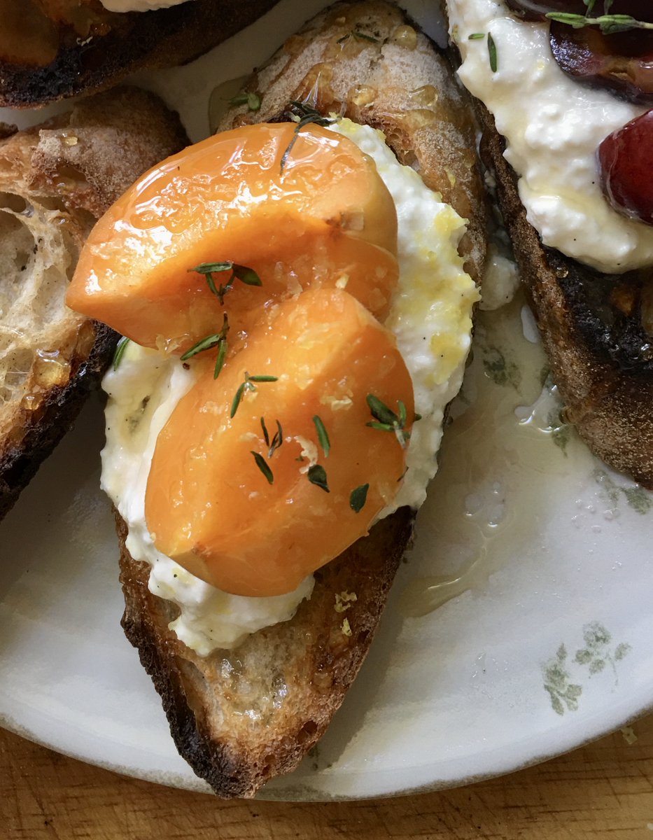 Irina.R.Georgescu. Romanian cookery books. tweet media