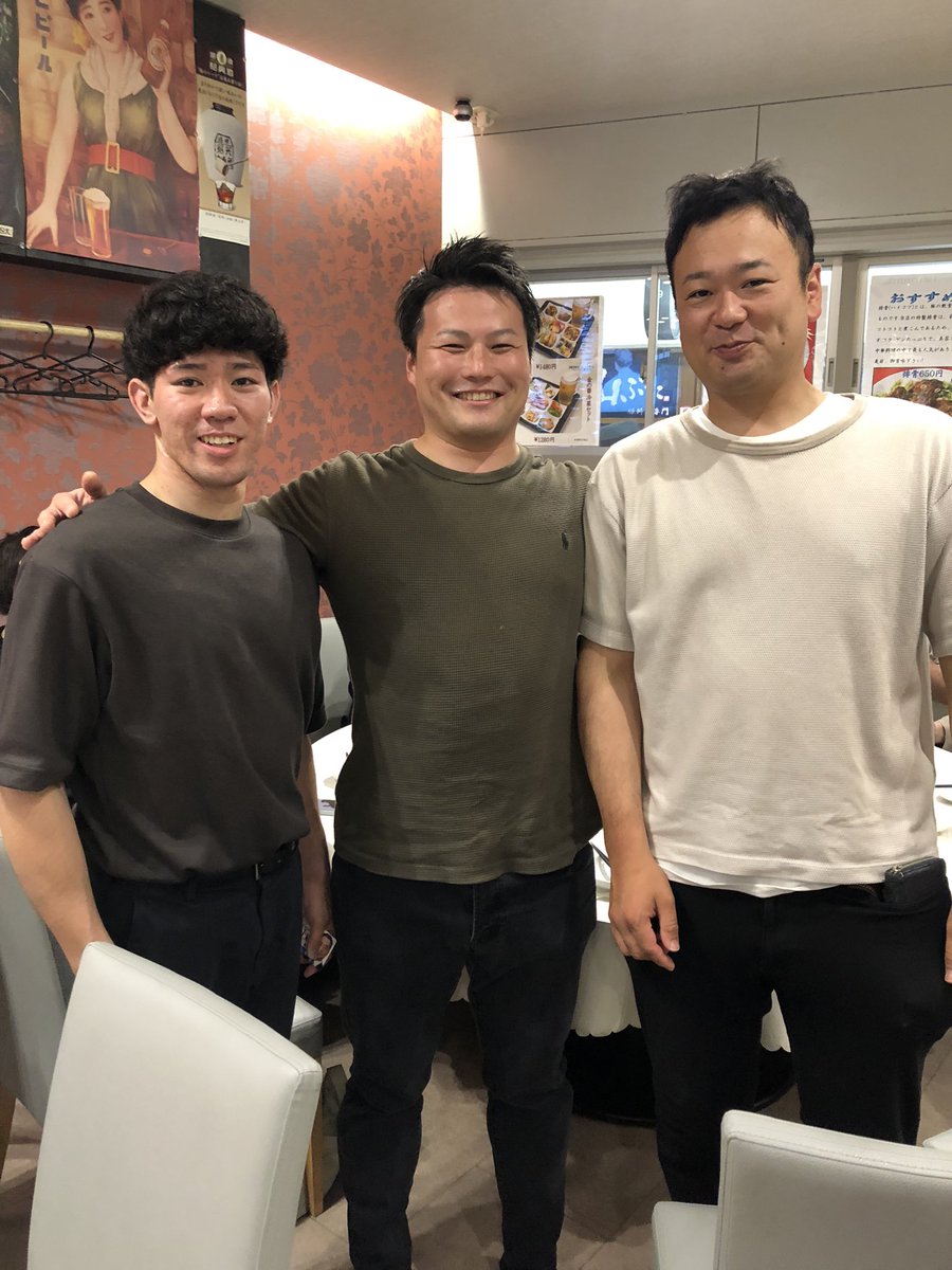 kenyukai_chuo's tweet image. #中央大学剣道部 関西支部総会
H23卒田門先輩の転勤やルーキーOBOGの加入でより一層賑やかになりました！