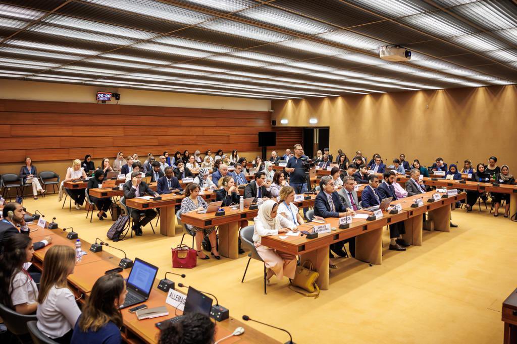 #جنيف | نظمت بعثة المملكة الدائمة في جنيف حلقة نقاش بعنوان " التمثيل المتكافئ والشامل للمرأة في أنظمة صنع القرار" على هامش أعمال الدورة (٥٣) لمجلس حقوق الأنسان وبرعاية مشتركة من البعثات الدائمة لمملكة الدنمارك وجمهورية نيجيريا الاتحادية ومشاركة اعضاء من لجنة (سيداو)