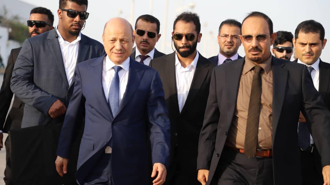 salimalyafei10's tweet photo. الدحباشي رشاد بالأمس غادر من حضرموت ..
طيب كيف وضع القناصين المزروعين في 
القصر متى سوف يغادرون😎 https://t.co/J4yPsgrn6b