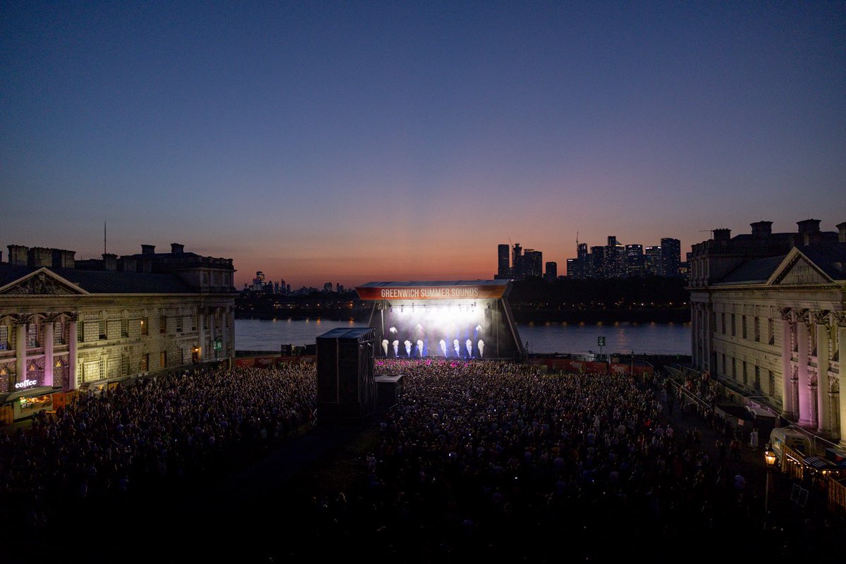 Black Eyed Peas tweet media