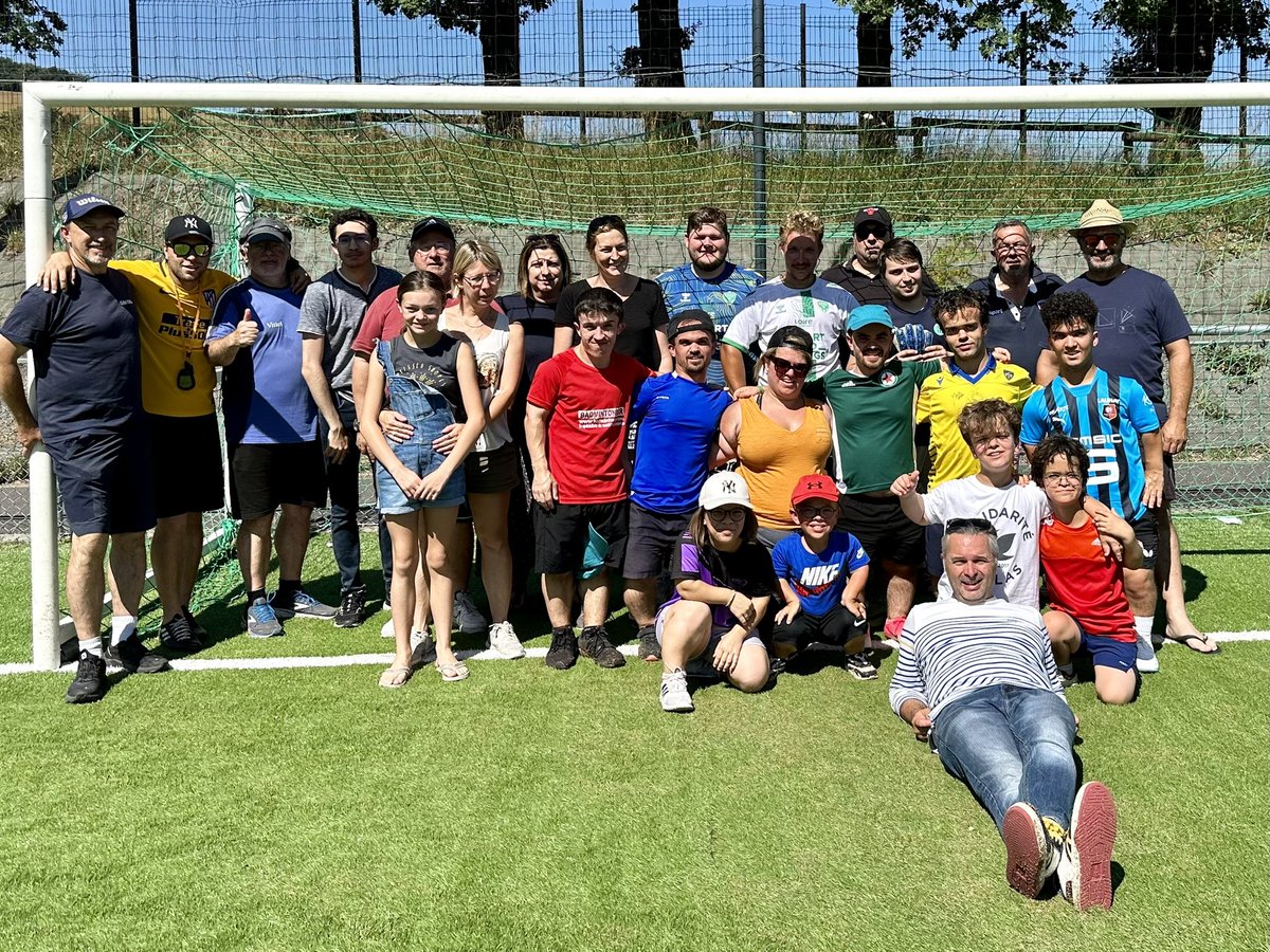 Tout le week-end l’Association nationale des Personnes de Petite Taille est à Roche la Molière…. La commune prête les équipements sportifs disponibles pour pratiquer leurs sports favoris !
<a href="/assoappt/">APPT</a>