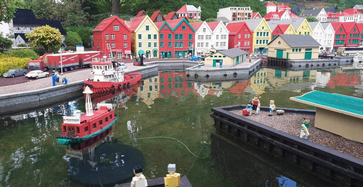 Var sist i Legoland på 90-tallet en gang. 
Beffen er også her