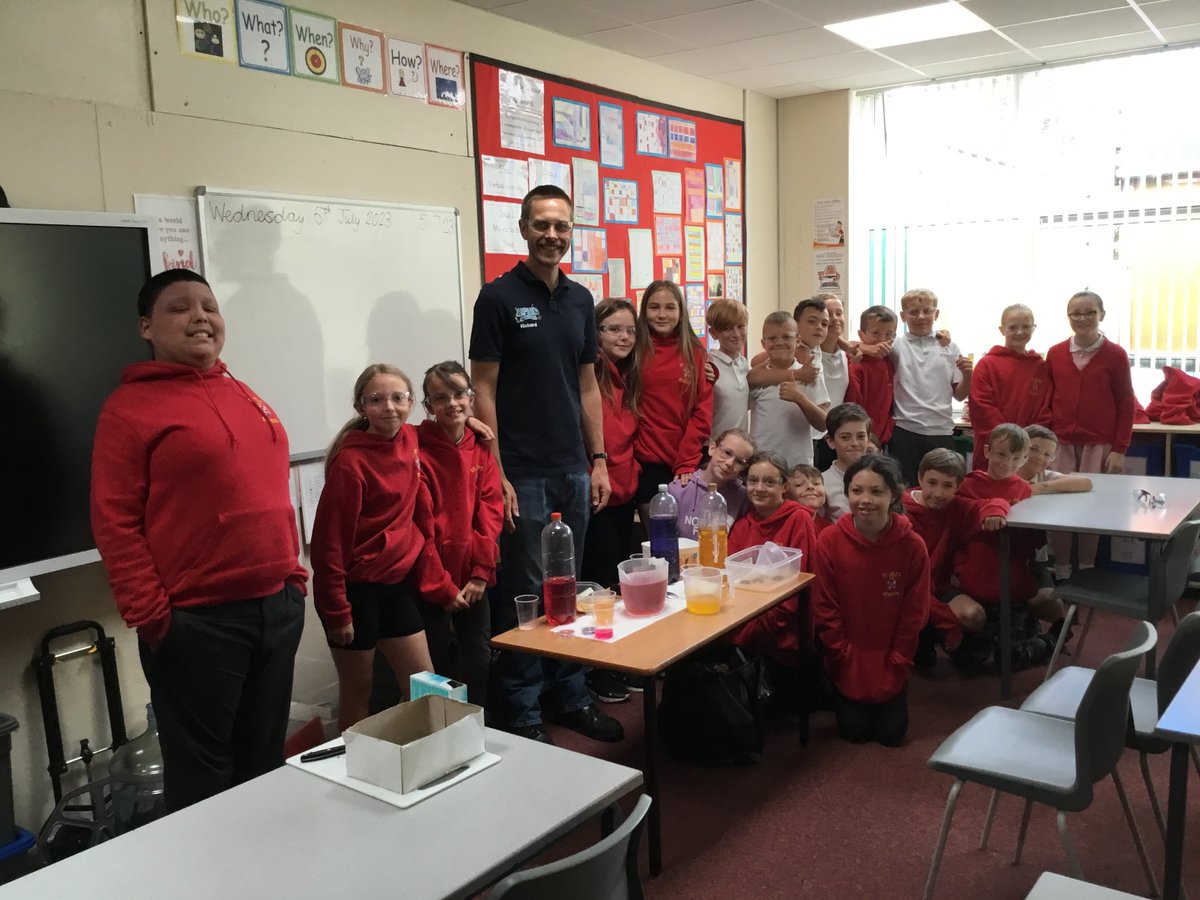 St Hild's College CE Primary School, Durham. tweet media