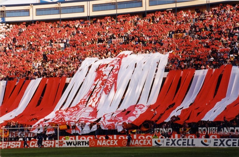 101ULTRAS's tweet image. 🇪🇦 El Derbi Madrileño [old school]
Atlético Madrid vs Real Madrid 1991/1992
Atlético Madrid vs Real Madrid 1994/1995
Atlético Madrid vs Real Madrid 1997/1998
Atlético Madrid vs Real Madrid 1999/2000
