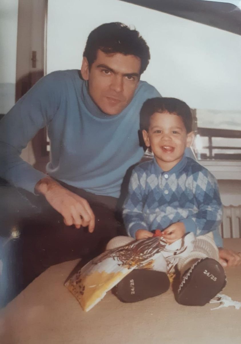 Javier Salvat (@javier_salvat) on Twitter photo Ha llovido desde entonces. Hoy su hijo pequeño es mayor de lo que era él en esta foto. Feliz con <a href="/danielsalvat/">Daniel Salvat</a> Ha llovido desde entonces. Hoy su hijo pequeño es mayor de lo que era él en esta foto. Feliz con <a href="/danielsalvat/">Daniel Salvat</a>