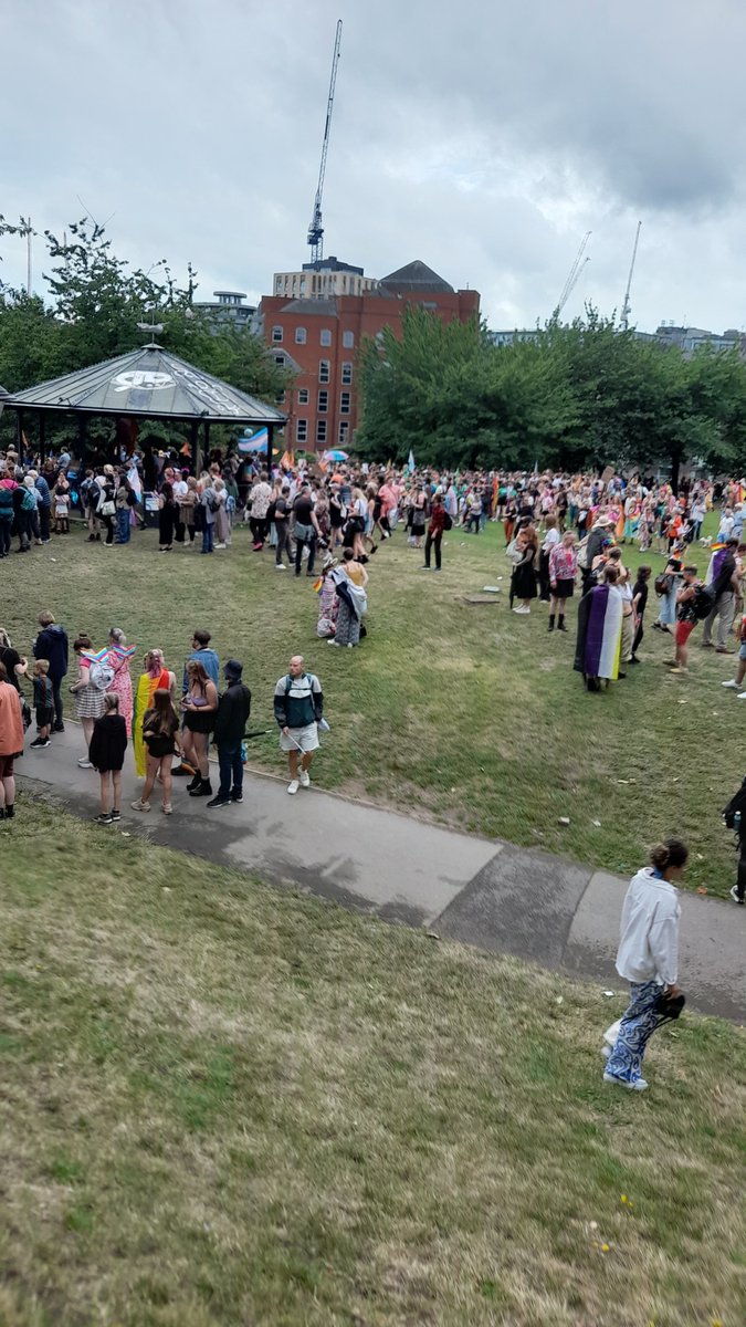 Something happening in the centre today. Can't quite work out what. If only there was a clue.