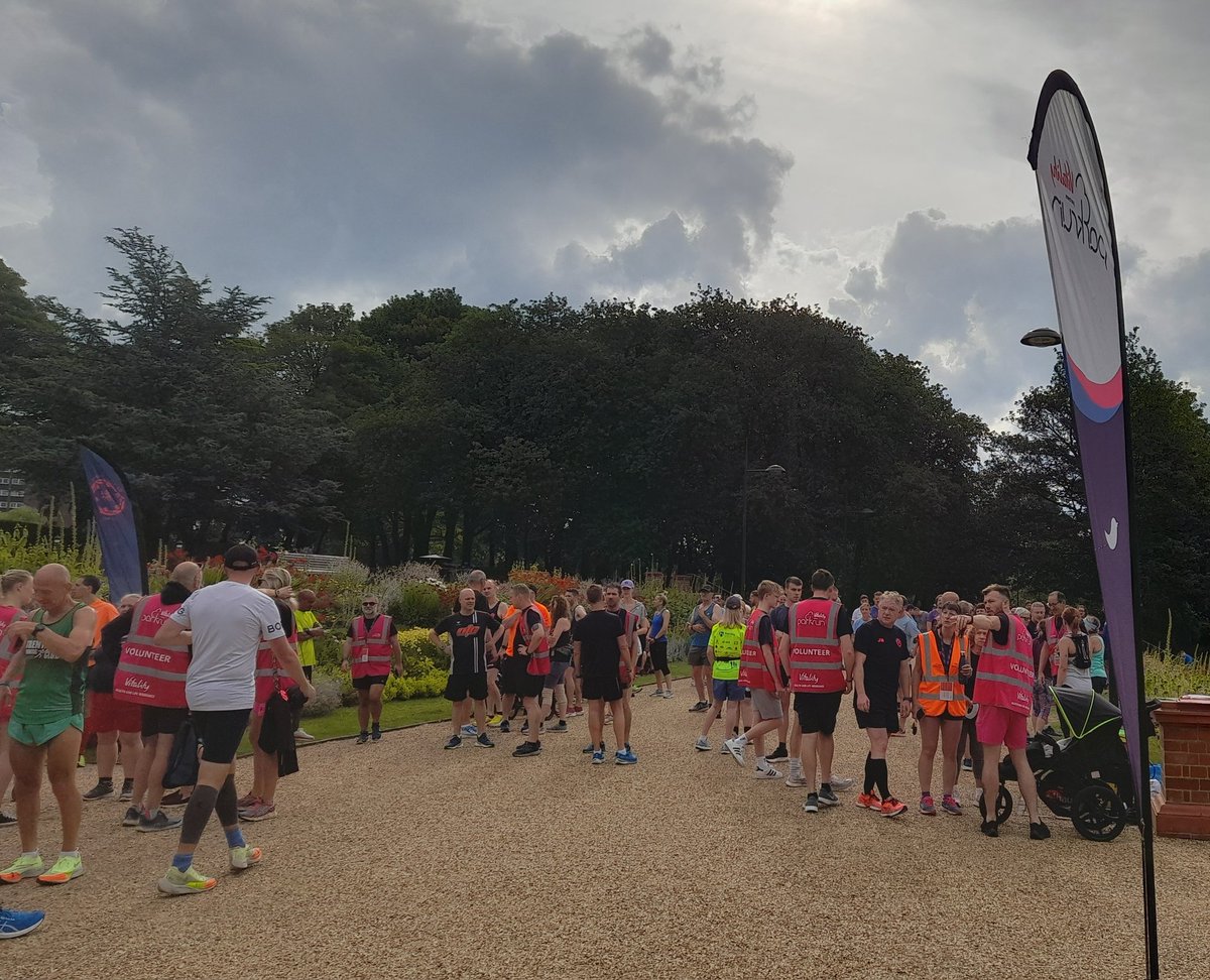 Hanleyparkrun's tweet image. Well done to everyone who joined us this morning, especially those doing a @parkrunUK for the first time today. A huge thank you to @GoTeamRun for their volunteer takeover. And Happy 75th Birthday to the #NHS 
#loveparkrun #nhs75parkrun #NHS75  #lovevolunteers