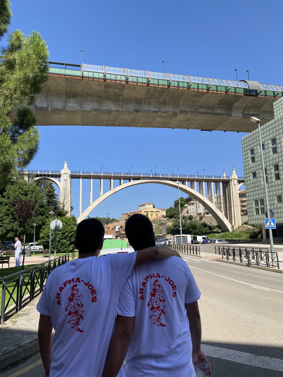 Y luego dicen que no hay amor y visita cultural #teruel #fiestaselangel2023 #araphasporelmundo #araphajoes