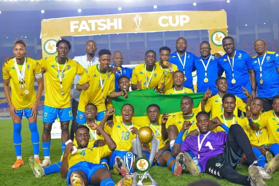 FatshiCup's tweet photo. [𝗨𝗡𝗜𝗙𝗙𝗔𝗖-𝗙𝗮𝘁𝘀𝗵𝗶 𝗖𝘂𝗽 𝗨𝟮𝟬 - 𝗞𝗶𝗻𝘀𝗵𝗮𝘀𝗮 𝟮𝟬𝟮𝟯] #Arrêtsurimage 

📷 Les Panthères U20 du Gabon 🇬🇦 vainqueur du tournoi Fatshi Cup 🏆(1er édition).

Toutes nos Félicitations 🎉👏🏿

Félicitations également aux Léopards qui terminent 2ème de ce tournoi ! https://t.co/tVgxKBNDnL
